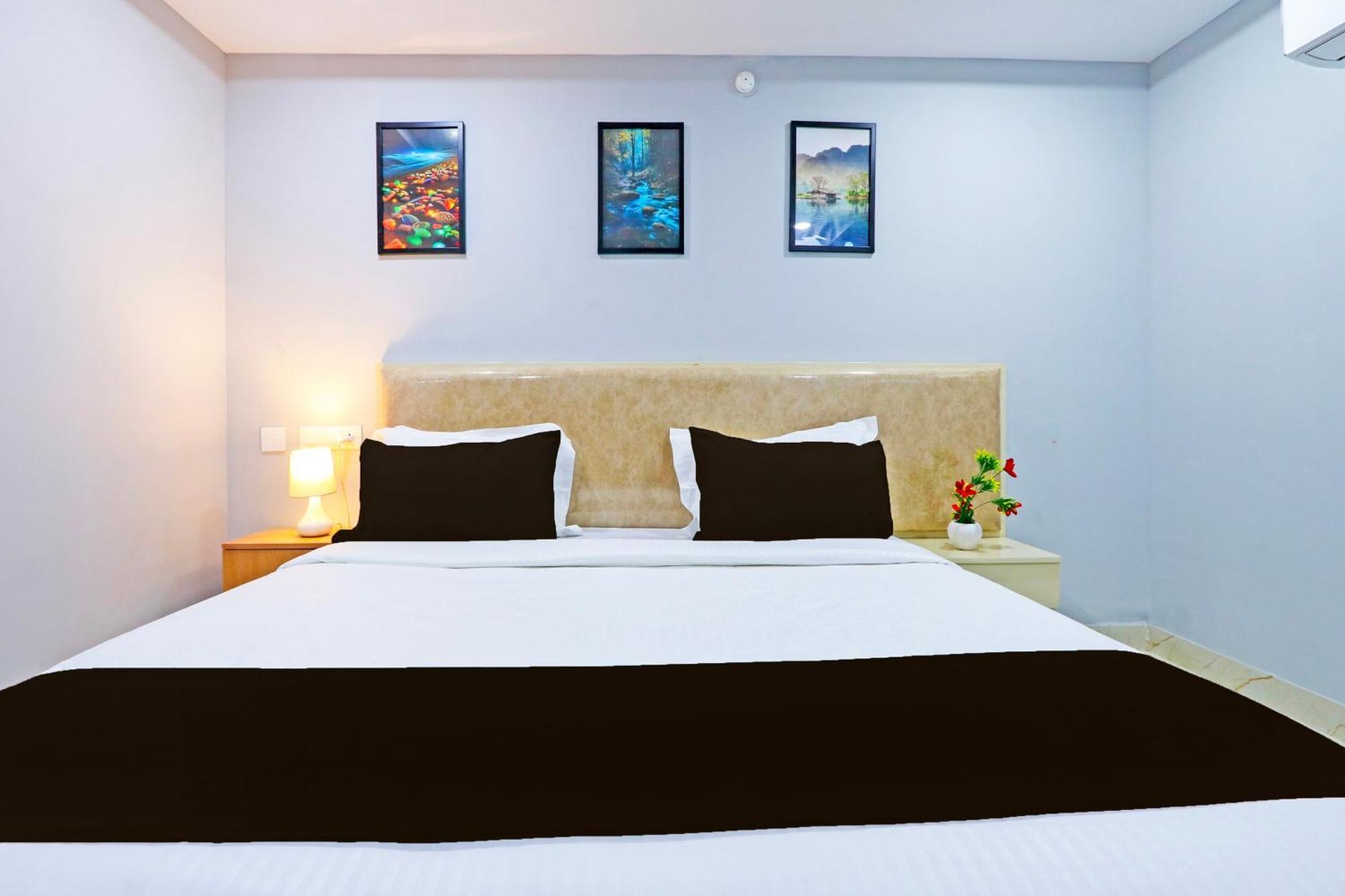 Super Townhouse Qualia Elite S R Nagar Hotel Хидерабад Екстериор снимка