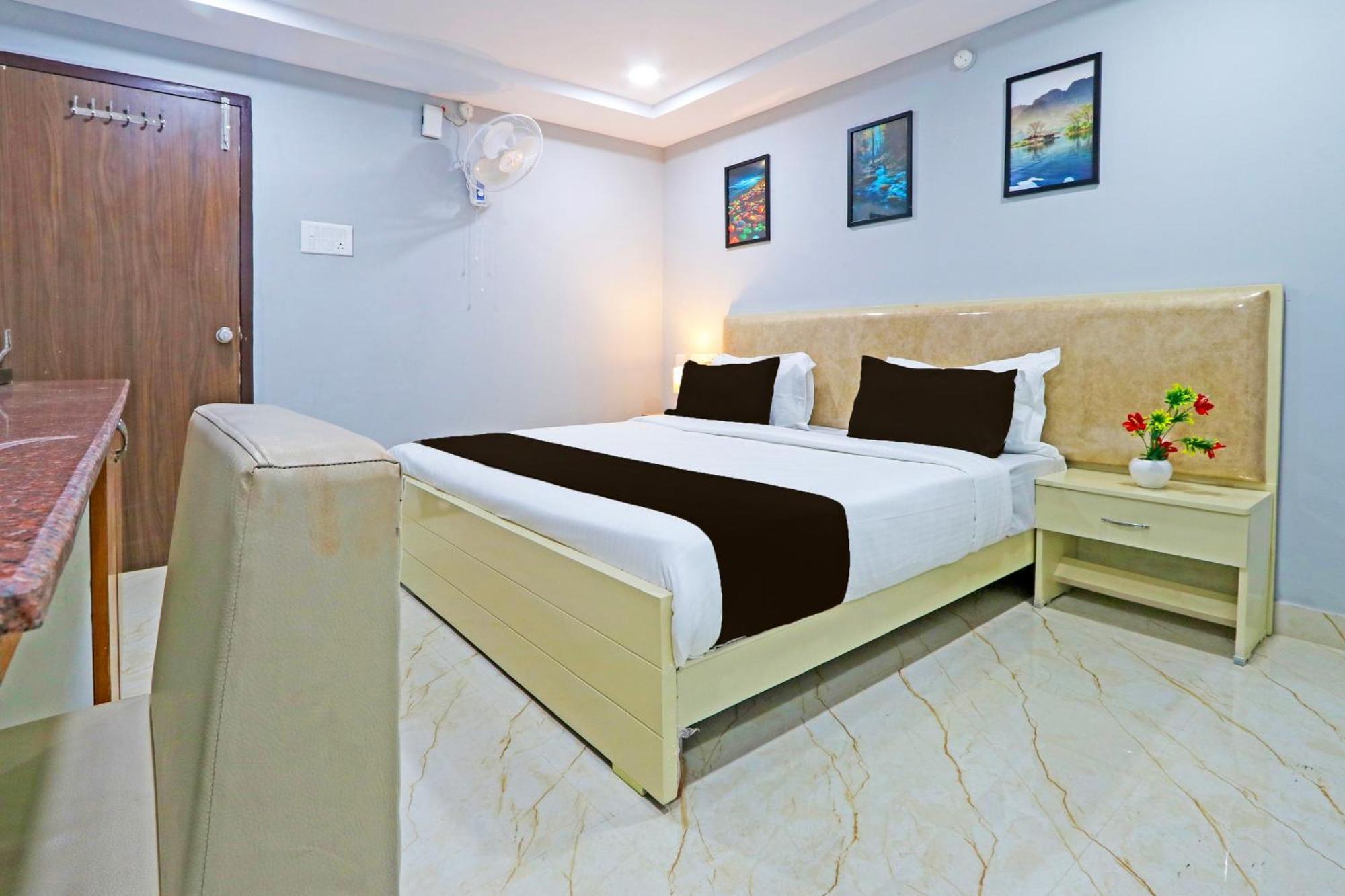 Super Townhouse Qualia Elite S R Nagar Hotel Хидерабад Екстериор снимка