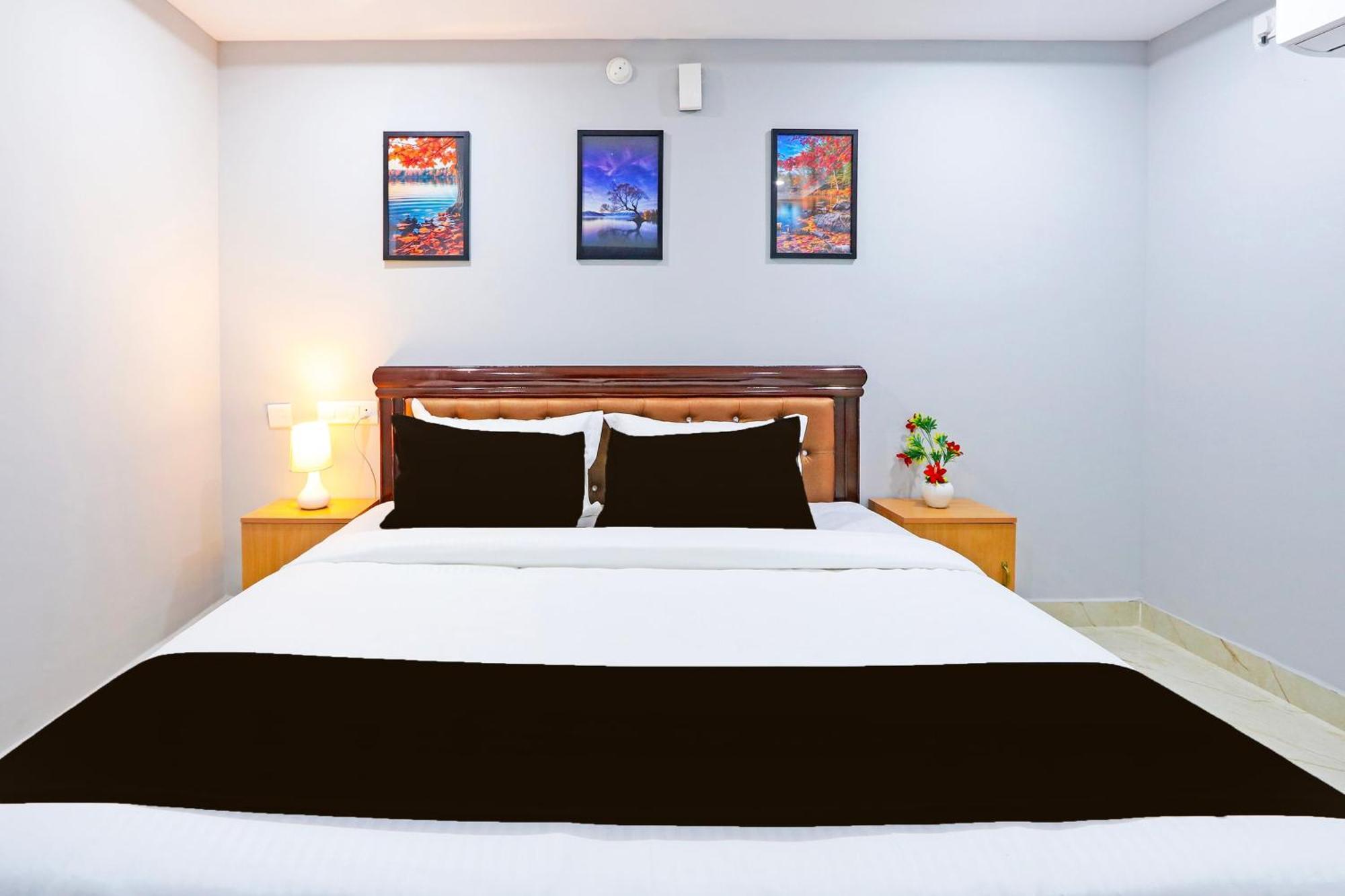 Super Townhouse Qualia Elite S R Nagar Hotel Хидерабад Екстериор снимка